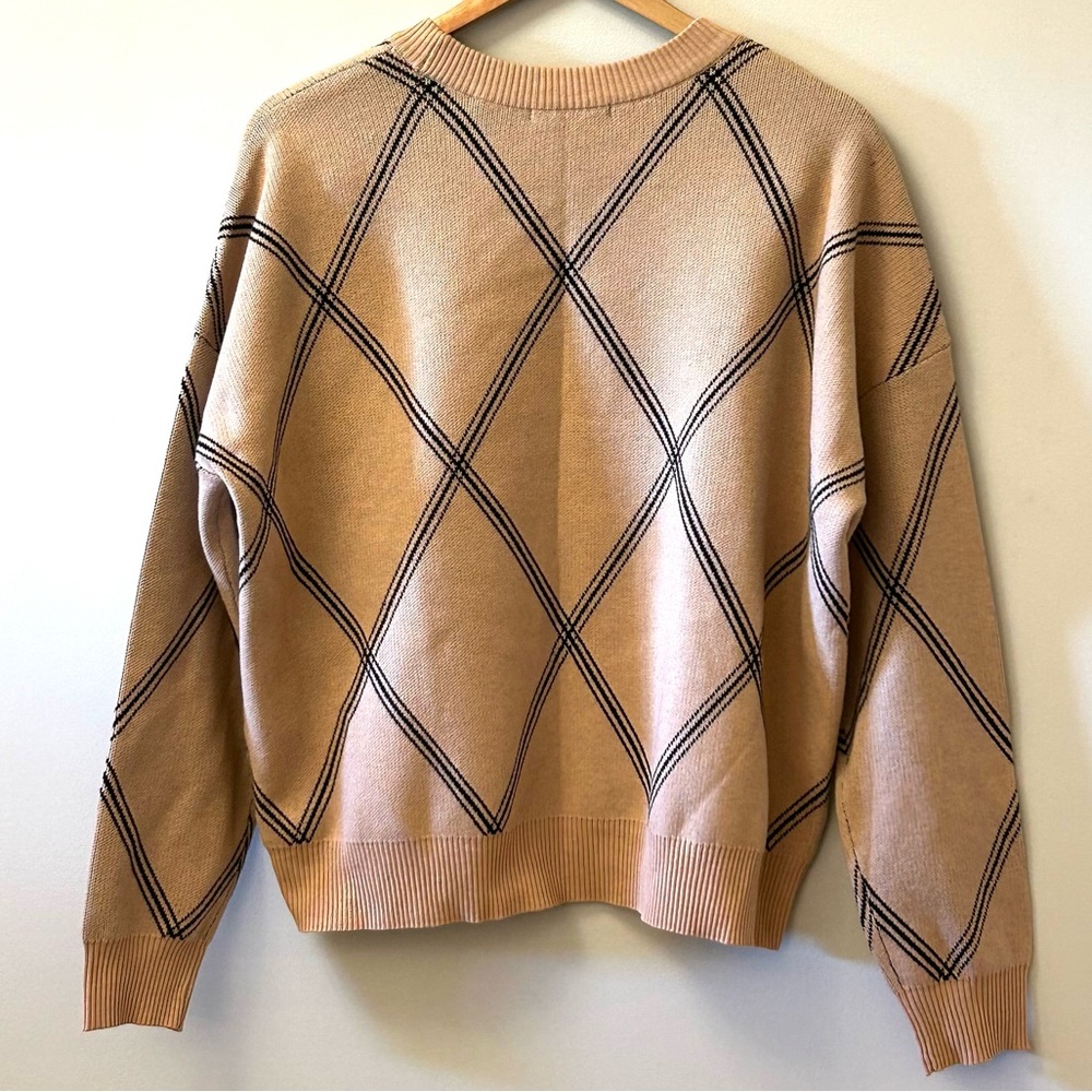 T Tahari Cassic Crewneck Camel Sweater Black Diamond Detail Relaxed Women L NEW - Picture 2 of 16